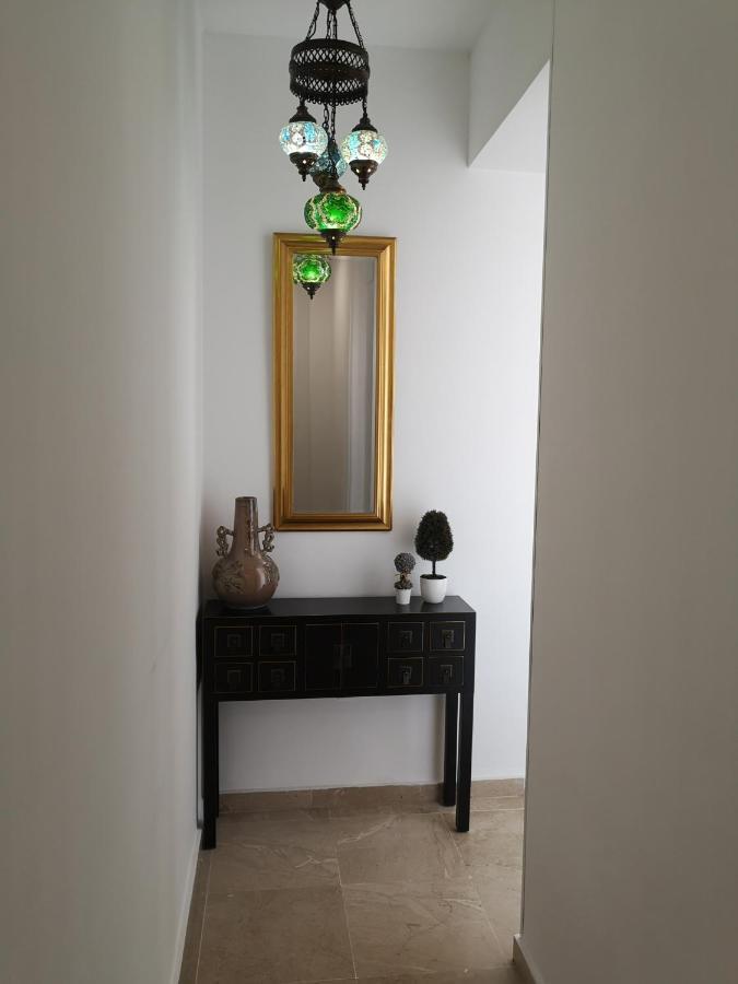 Piso Sevilla Gelves Bagian luar foto
