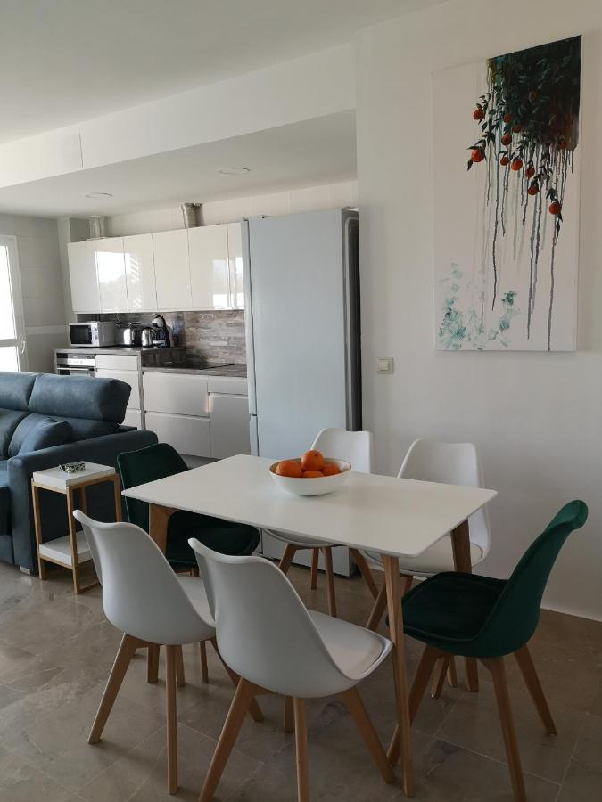 Piso Sevilla Gelves Bagian luar foto