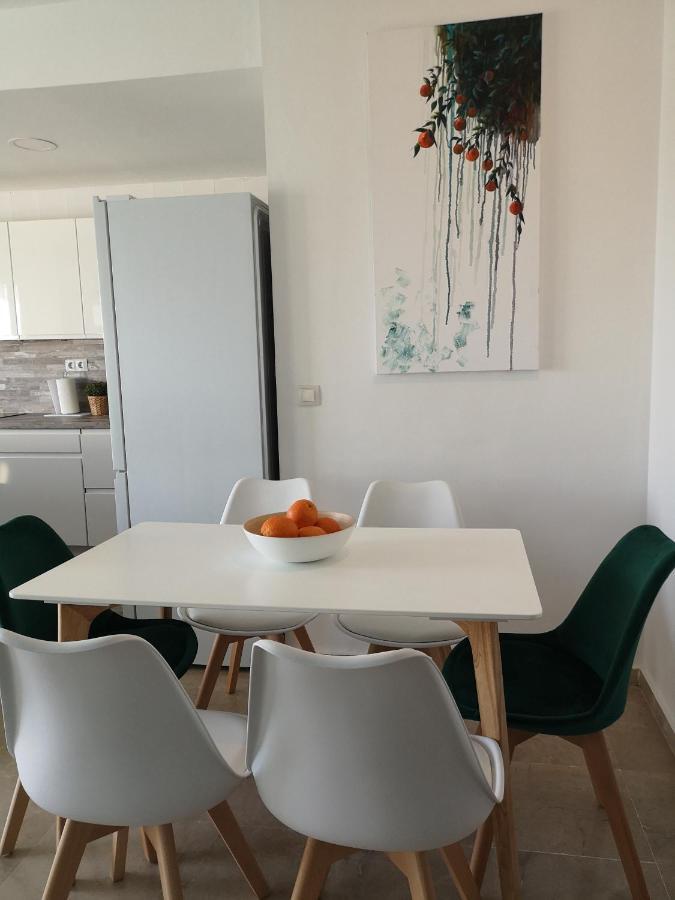 Piso Sevilla Gelves Bagian luar foto